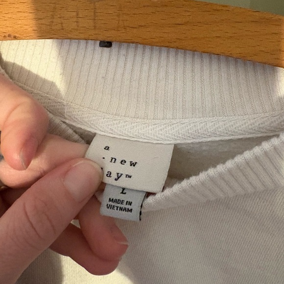 A New Day Off-White Pullover - Picture 2 of 3